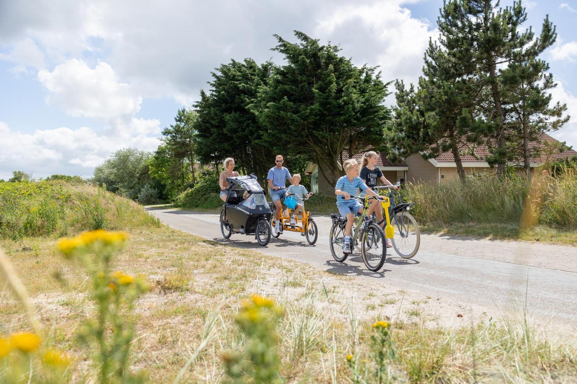 Vakantiepark Klein Vaarwater Buren  Εξωτερικό φωτογραφία